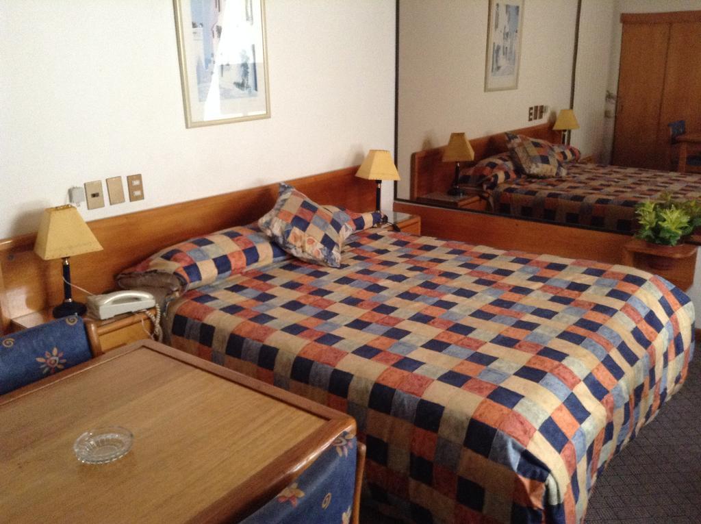 Hotel Alicante Chillán Rum bild